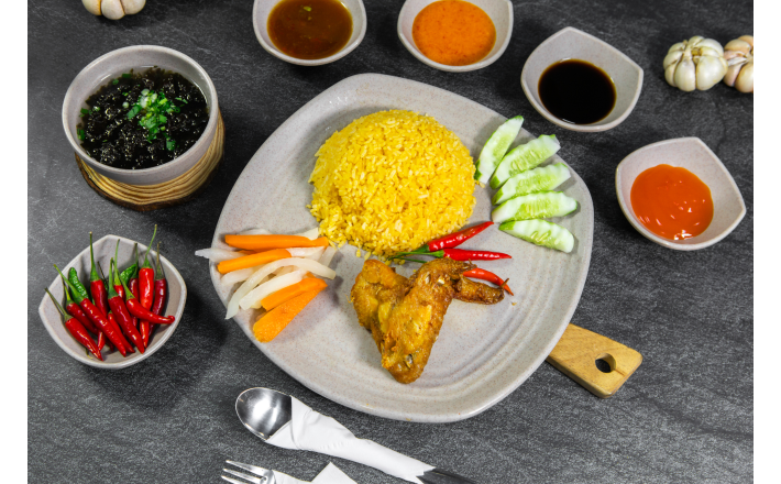 Cơm Cánh Gà 